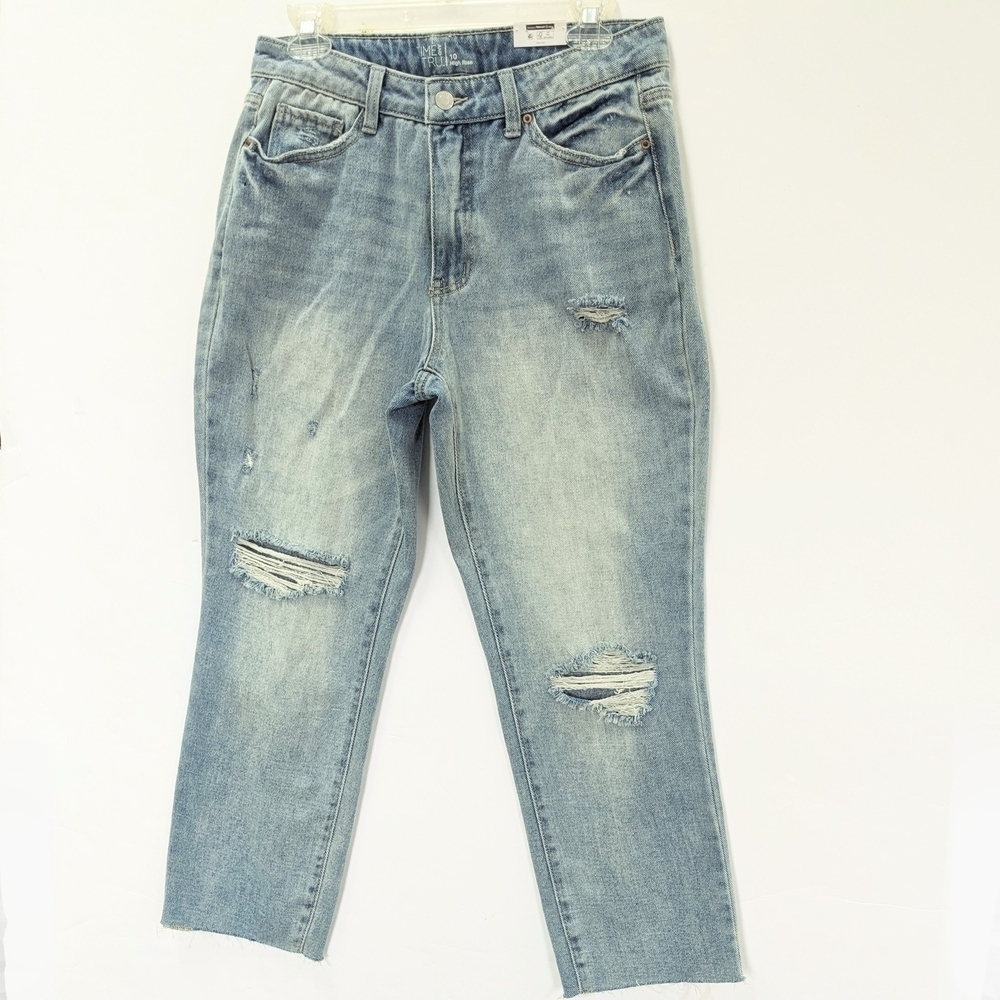 Time and Tru Women's High-Rise Boyfriend Jeans